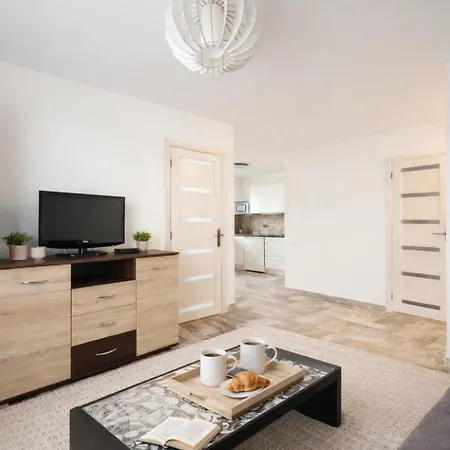 Giedres Kalnieciu Apartamentai 1 Netoli Kauno Kliniku 公寓 *